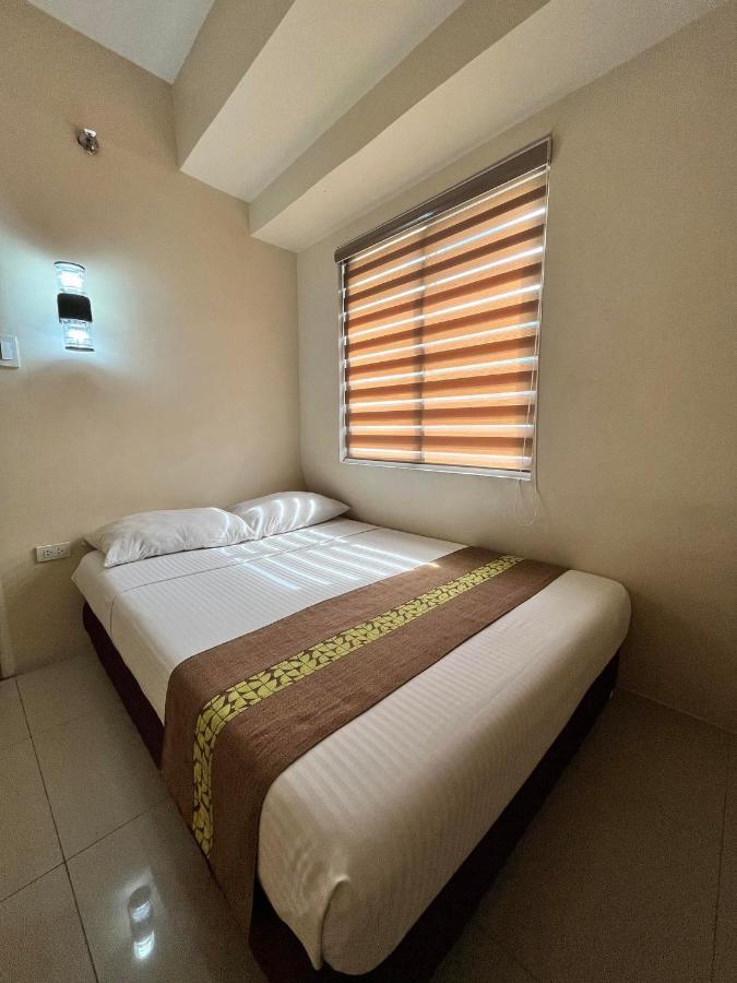 Eon Centennial Express Hotel Iloilo City Exterior foto
